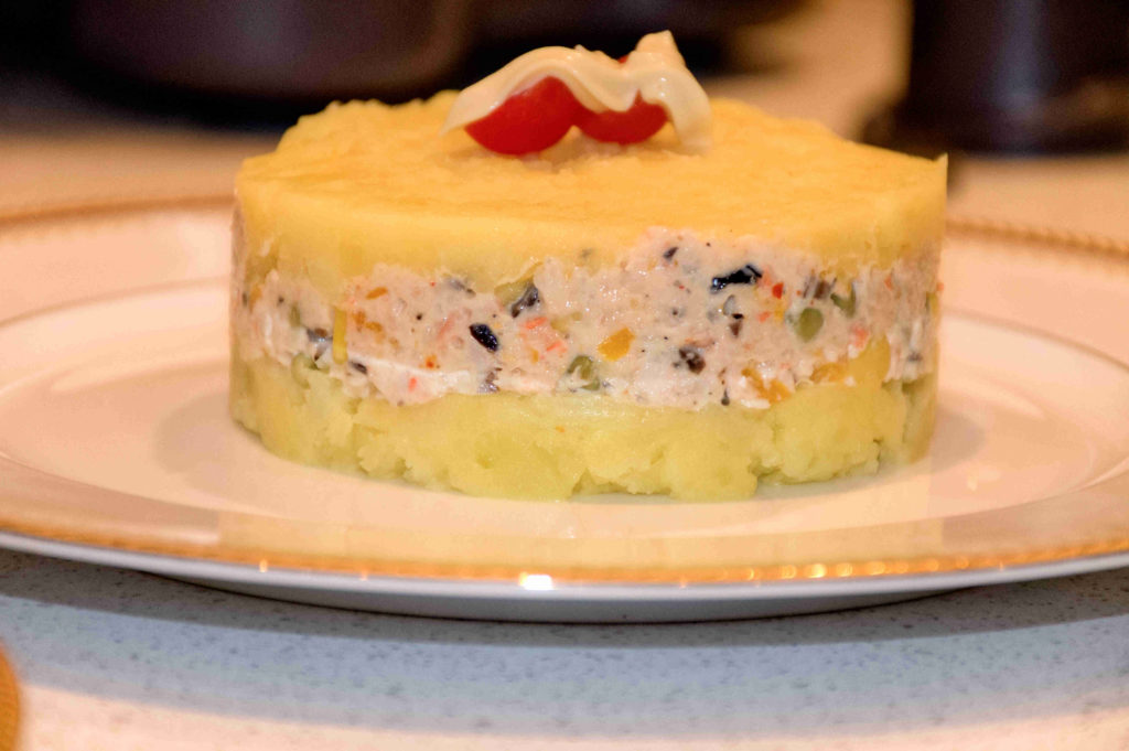 Causa rellena aux crevettes