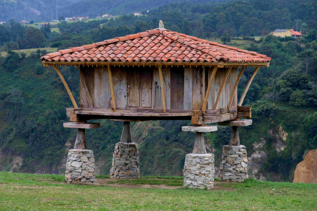 Horreo de Cadavedo en Asturies