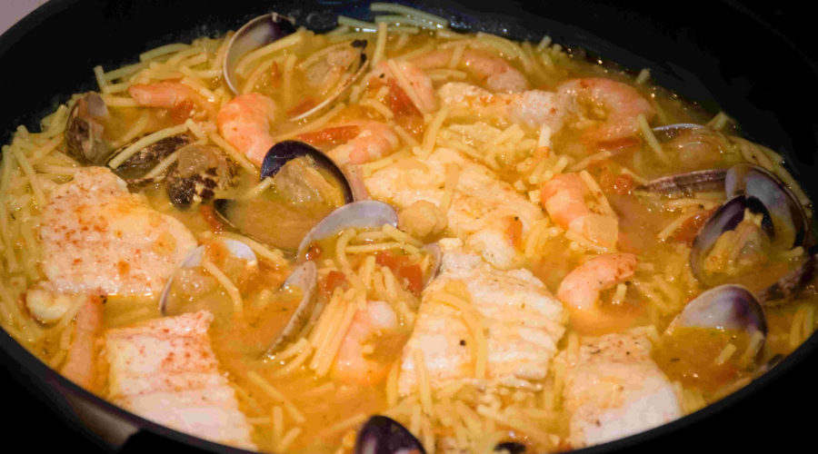 Soupe de poisson aux fideos